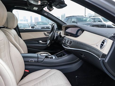 Used 2018 Mercedes-Benz S 560 Sedan image 22