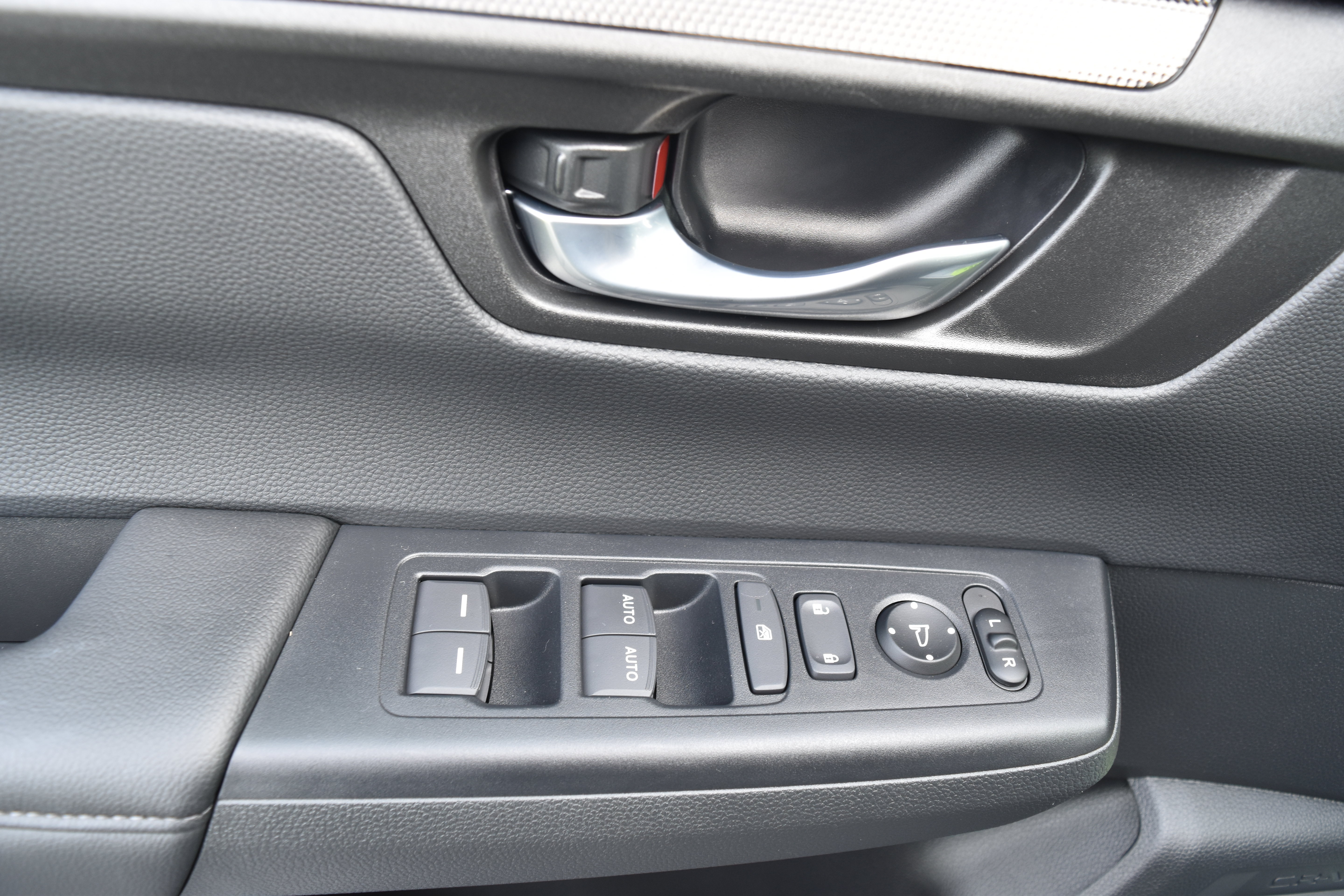 Certified 2026 Honda CR-V EX image 14