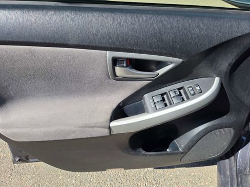 Used 2012 Toyota Prius Prime Plug-In Hybrid image 7