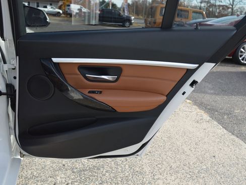 Used 2017 BMW 330i xDrive Sedan image 28