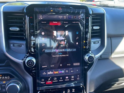 New 2026 RAM 1500 Big Horn AWD/4WD image 17