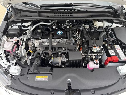 Used 2024 Toyota Corolla LE AWD/4WD image 22