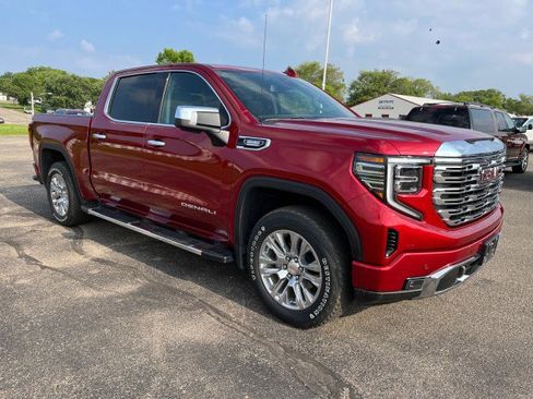 Used 2022 GMC Sierra 1500 Denali image 7