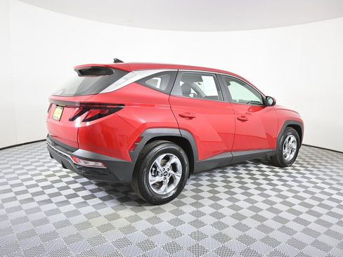 Used 2022 Hyundai Tucson SE image 6