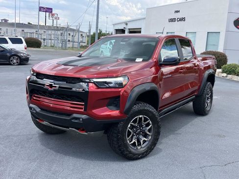 Used 2024 Chevrolet Colorado ZR2 w/ ZR2 Convenience Package III AWD/4WD image 1