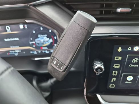 Used 2024 GMC Sierra 2500 Denali Ultimate w/ Max Trailering Package image 37