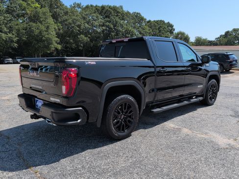 Used 2025 GMC Sierra 1500 Elevation w/ Elevation Premium Package AWD/4WD image 3