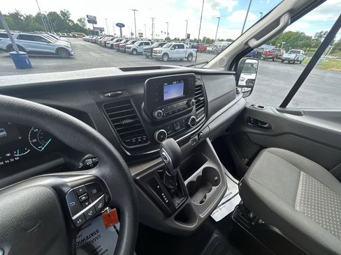 Used 2021 Ford Transit 350 XLT RWD image 12