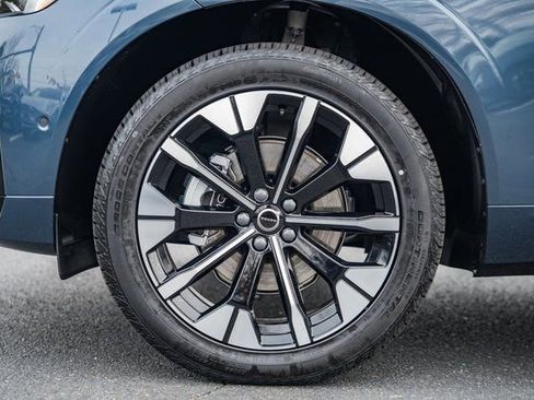 New 2026 Volvo XC60 B5 Ultra w/ Protection Package Premier image 17