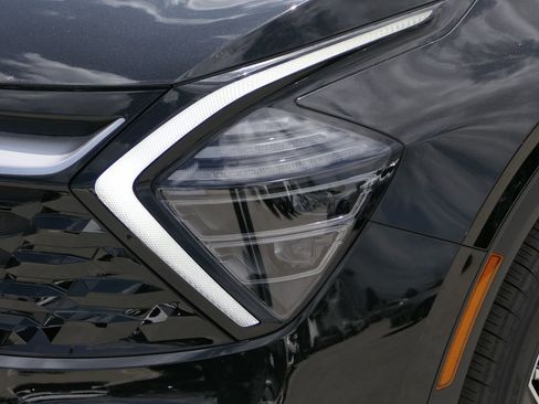 New 2025 Kia Sportage EX w/ EX Premium Package image 9