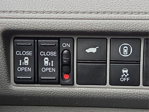 Used 2021 Honda Odyssey EX-L image 20
