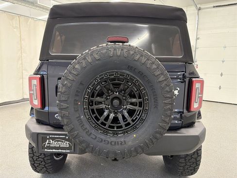 Used 2021 Ford Bronco Outer Banks image 6