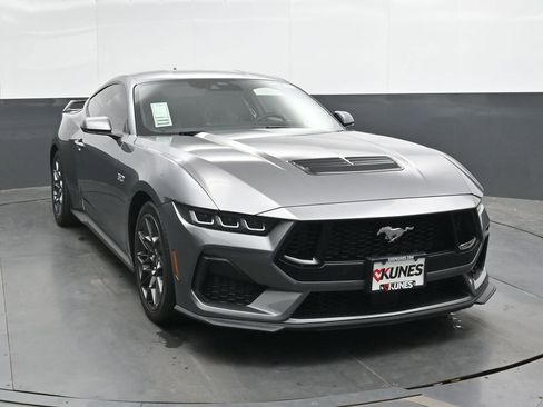Used 2024 Ford Mustang GT Premium w/ GT Performance Package RWD image 4