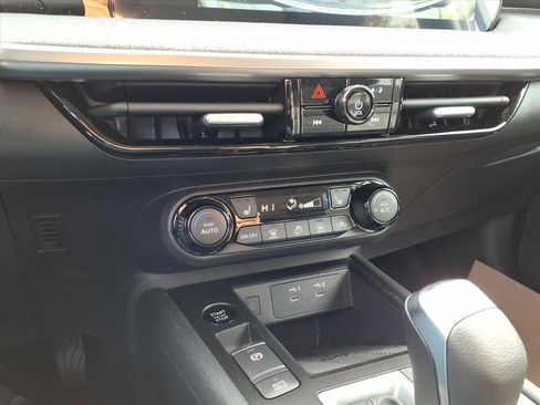 New 2026 Nissan Kicks SV w/ SV Premium Package image 12