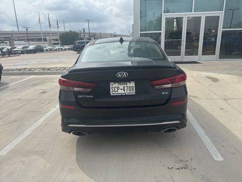 Used 2020 Kia Optima Premium FWD image 5