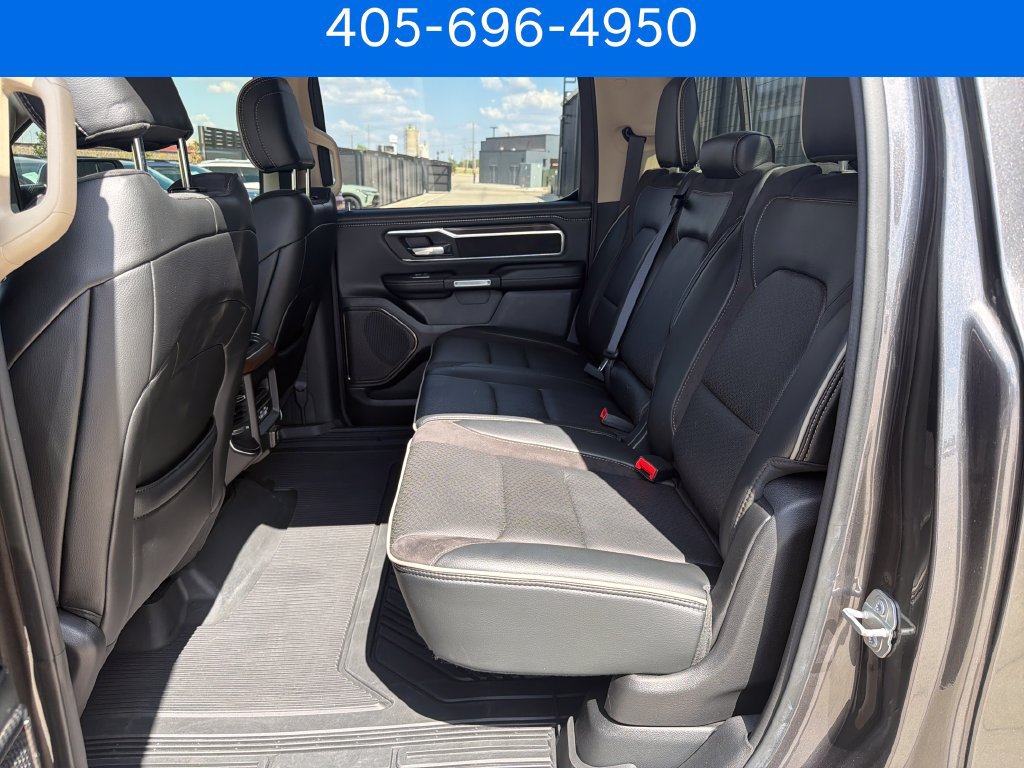 Used 2021 RAM 1500 Laramie AWD/4WD image 18