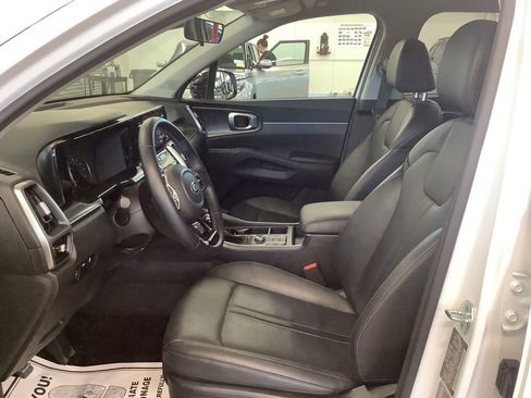 Certified 2021 Kia Sorento S AWD/4WD image 16