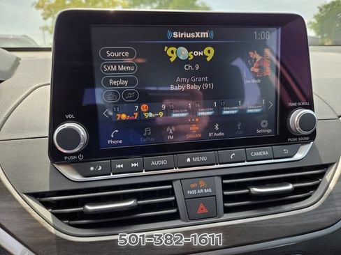 Used 2025 Nissan Altima 2.5 SV FWD image 21