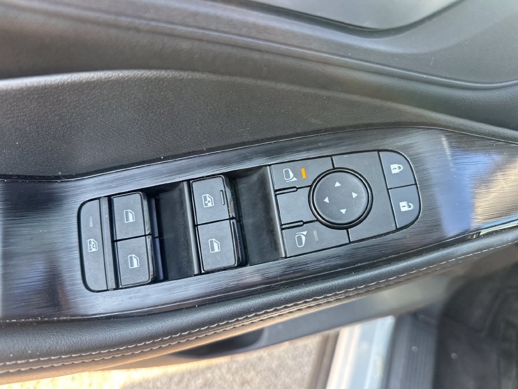 Certified 2025 Nissan Rogue SV w/ SV Premium Package FWD image 44