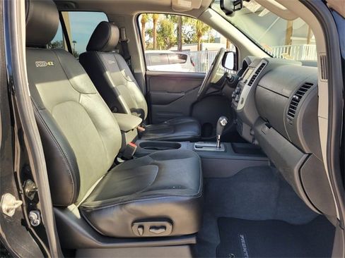 Used 2019 Nissan Frontier PRO-4X w/ Pro-4x Luxury Package image 18