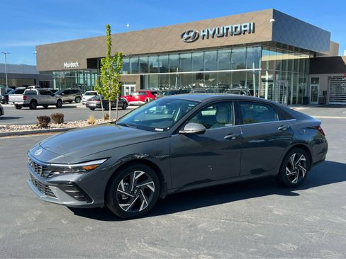 Certified 2026 Hyundai Elantra Limited FWD image 1