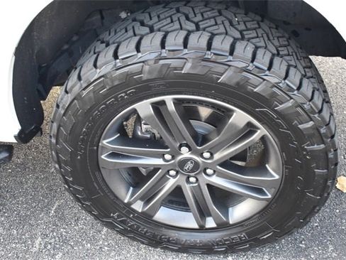 Used 2022 Ford F150 XLT w/ Equipment Group 302A High image 11