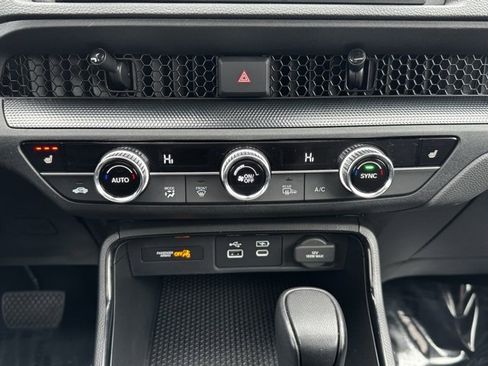 Used 2024 Honda CR-V Sport image 11