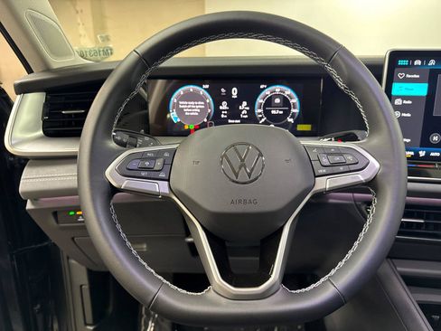 New 2026 Volkswagen Tiguan SE AWD/4WD image 22