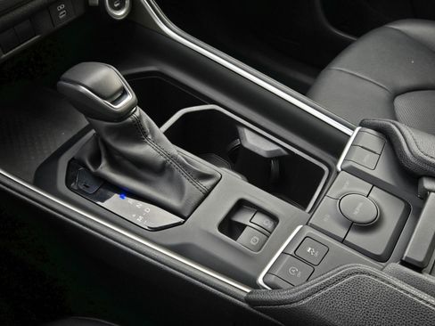 Certified 2024 Toyota Grand Highlander XLE image 18