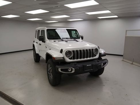 New 2026 Jeep Wrangler Sahara w/ Technology Group image 2
