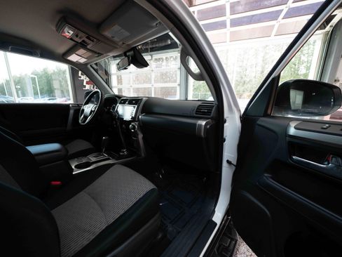 Certified 2024 Toyota 4Runner SR5 image 27