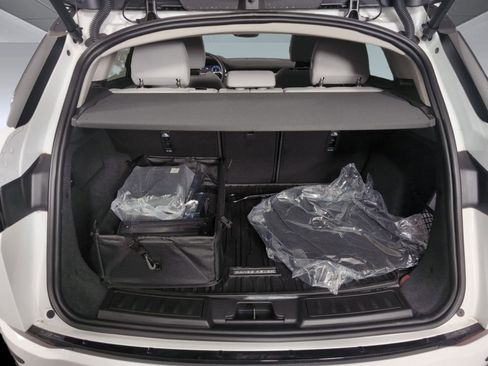 New 2025 Land Rover Range Rover Evoque S image 26