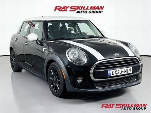 Used 2019 MINI Cooper 4-Door Hardtop FWD image 1