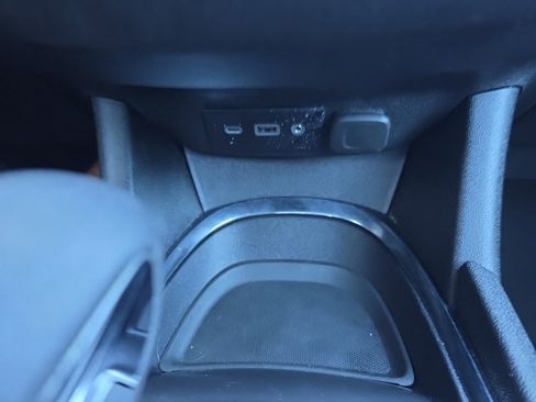 Used 2024 Chevrolet Malibu LT image 24