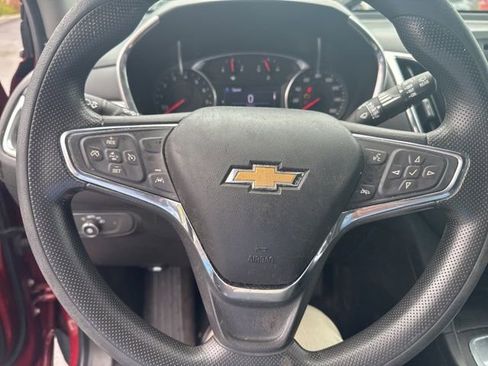 Used 2020 Chevrolet Equinox LT image 12