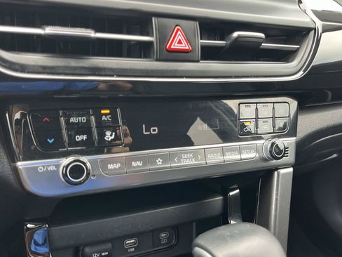Used 2025 Kia Seltos S FWD image 33