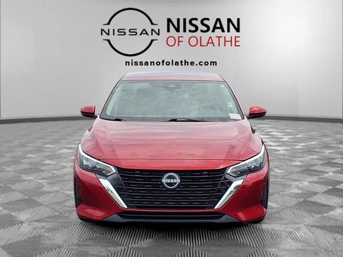 Used 2024 Nissan Sentra SV FWD image 31