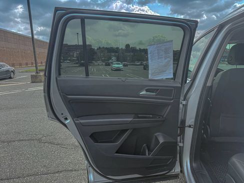 Used 2019 Volkswagen Atlas SE w/ Towing Package AWD/4WD image 13