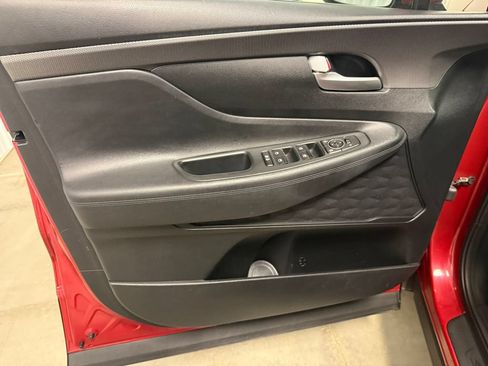 Used 2019 Hyundai Santa Fe SEL FWD image 23