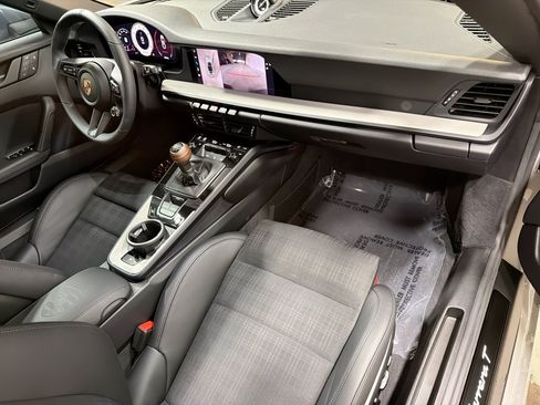 Certified 2026 Porsche 911 Carrera T RWD image 14