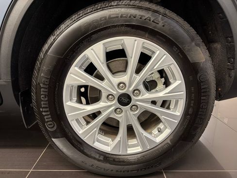 Certified 2025 Ford Escape Active AWD/4WD image 7