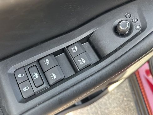 New 2026 Jeep Grand Cherokee Altitude AWD/4WD image 12