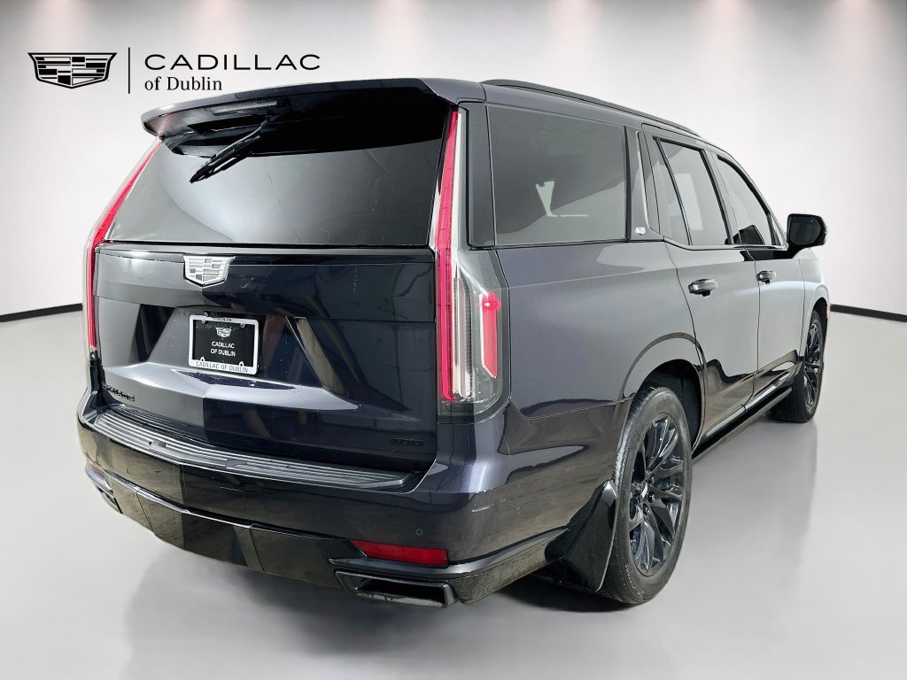 Used 2023 Cadillac Escalade Sport Platinum w/ LPO, ONYX Package AWD/4WD image 7