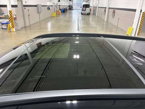 Used 2025 Mercedes-Benz GLA 250 4MATIC image 9