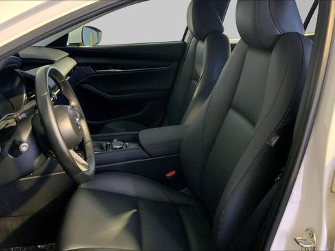 Used 2023 MAZDA MAZDA3 s FWD image 9