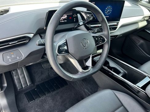 Used 2023 Volkswagen ID.4 Pro S image 21