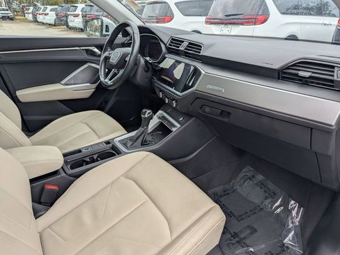 Used 2024 Audi Q3 2.0T Premium image 9