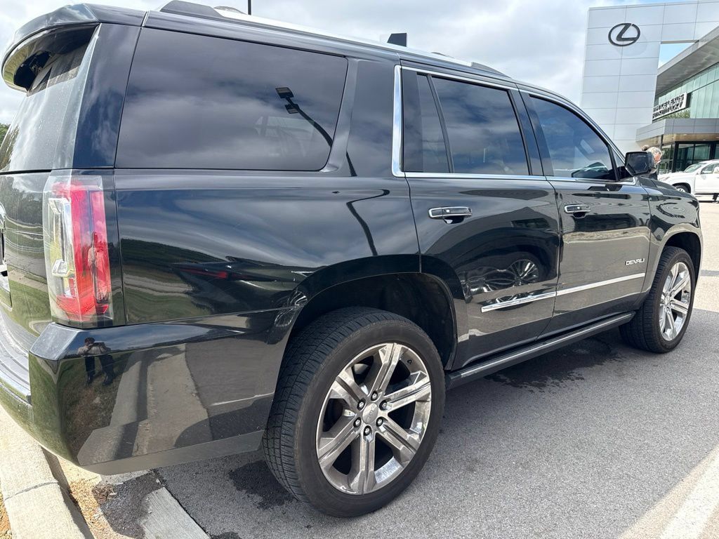 Used 2019 GMC Yukon Denali w/ Denali Ultimate Package AWD/4WD image 2