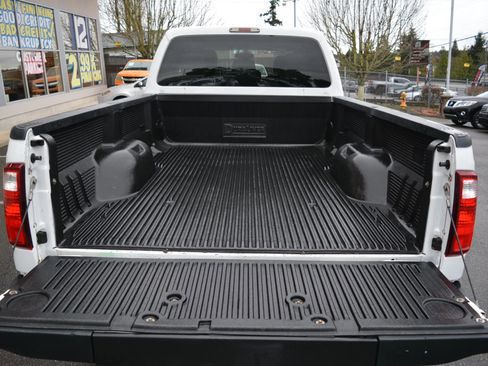 Used 2014 Ford F250 XLT w/ FX4 Off-Road Package image 16