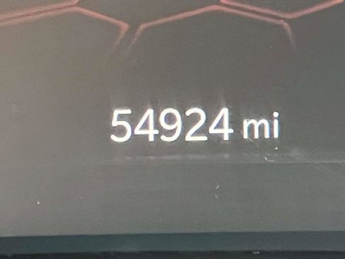 Used 2024 Jeep Compass Latitude image 25